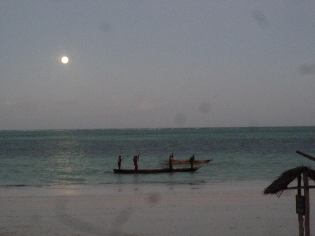 Отель Paradise Beach *